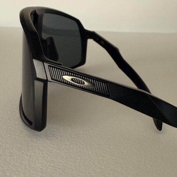 NEW Oakley Sutro Black Prizm Polarized Sunglasses 9406 - Picture 11 of 11